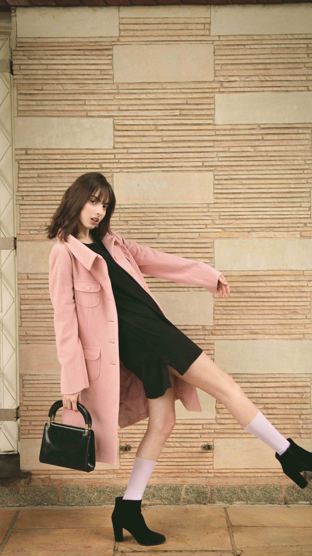 Effortless Chic: Mastering the Art of Casual Elegance